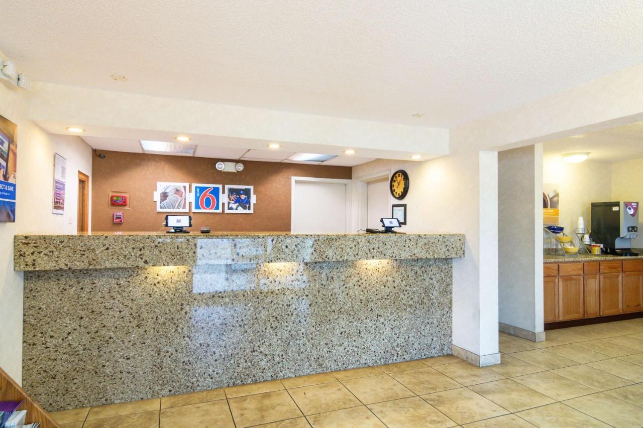 Motel 6-Alsip, Il Bagian luar foto